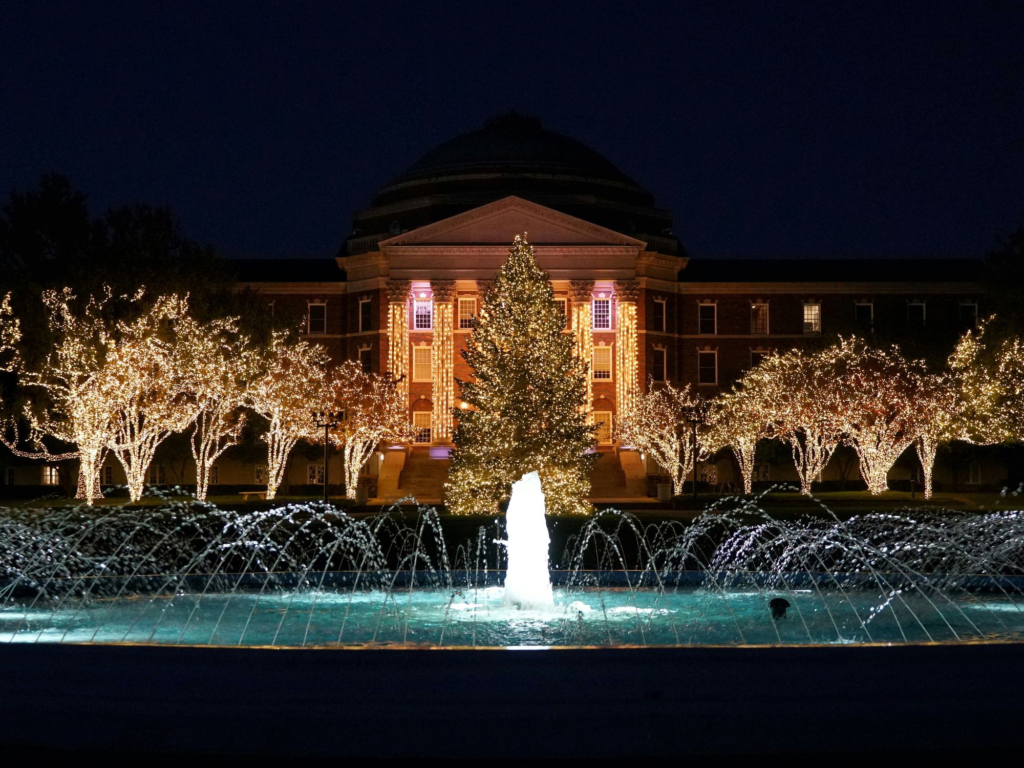Christmas lights at SMU