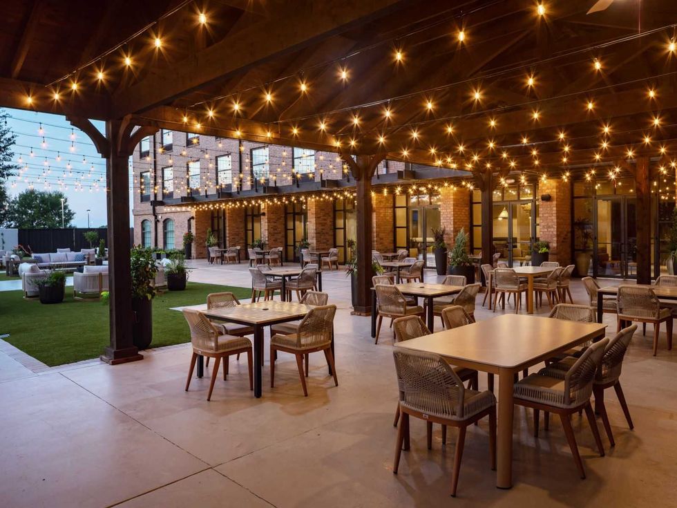 Clara Hotel