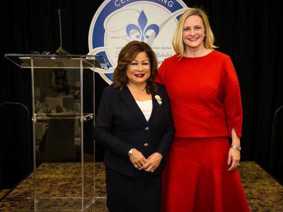 Clarice Tinsley, Jennifer Sampson