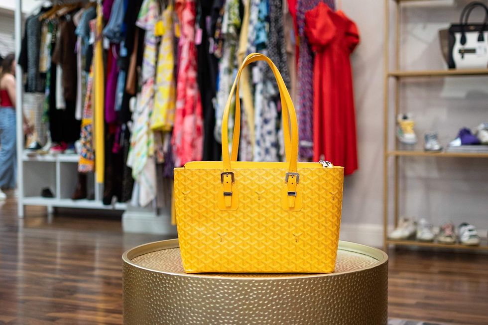 Clotheshorse Anonymous