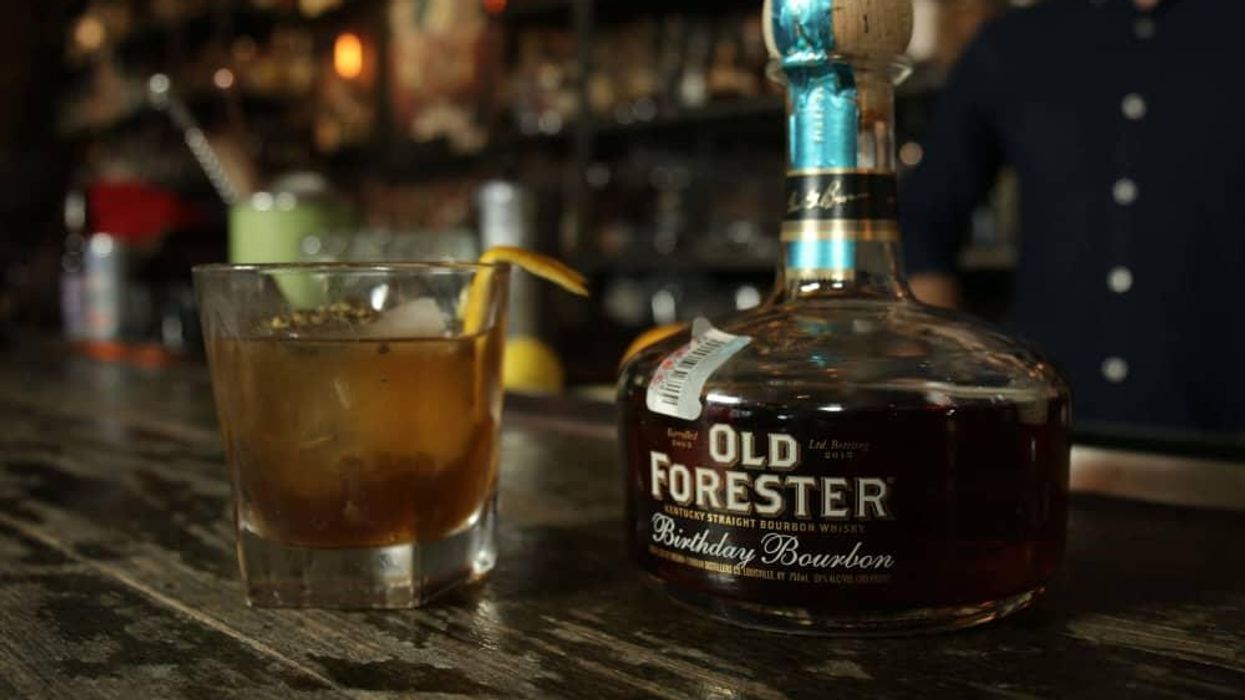 Cocktail Chronicles Standard Pour Dallas