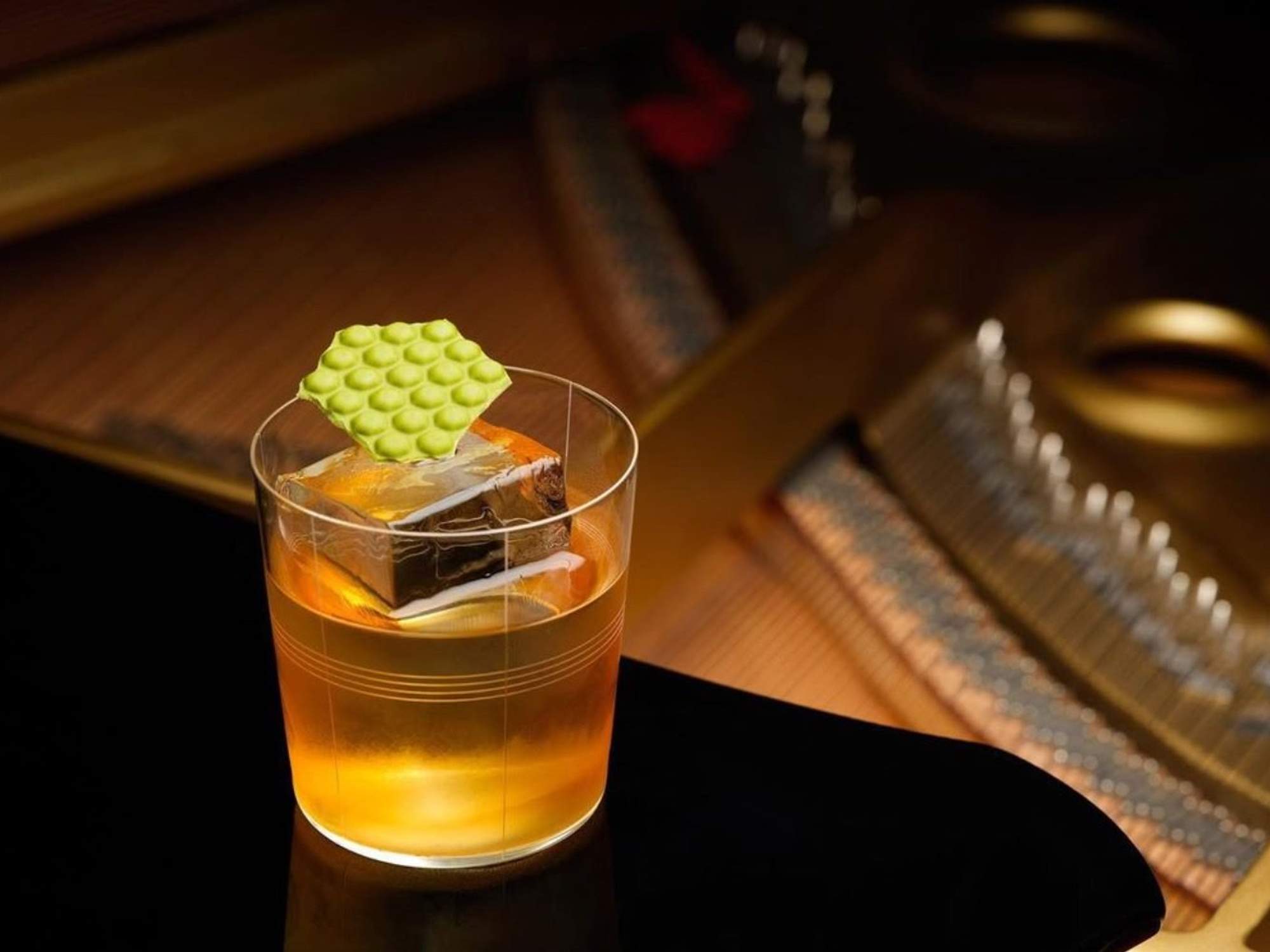 Cocktail spot to open in Dallas' West Village with star behind the bar ...