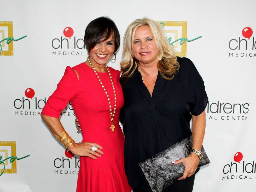 Connie Dieb, Alicia Dawson