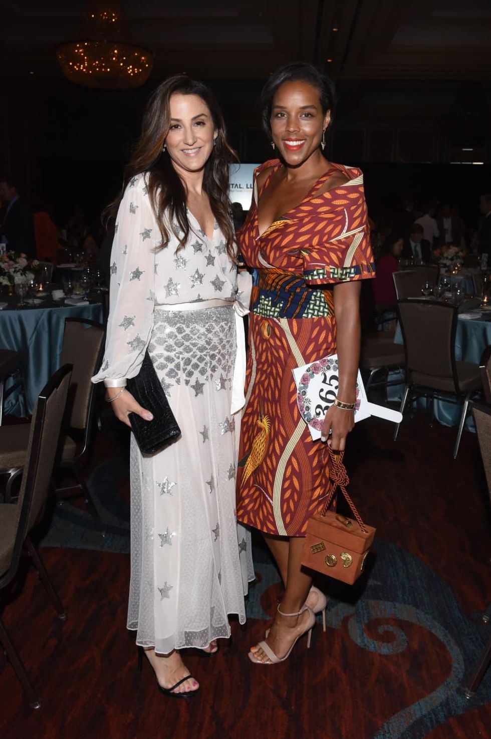 Courtney Sinelli, Jessica Nowitzki