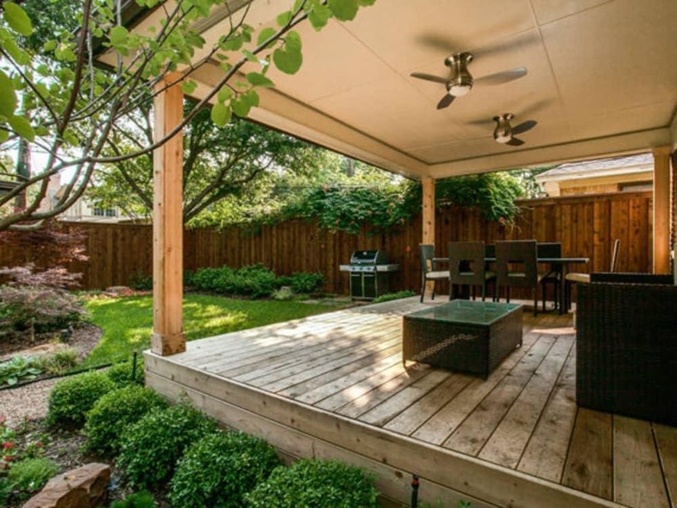 Covered patio at 811 Monte Vista Dr. in Dallas
