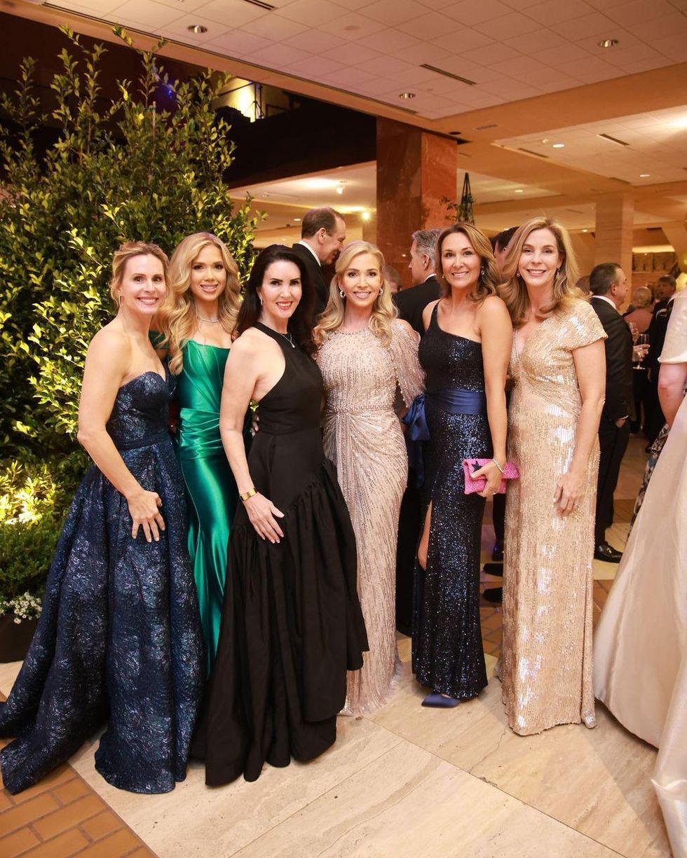Splendid Crystal Charity Ball 2022 whisks Dallas dreamers to Italy for