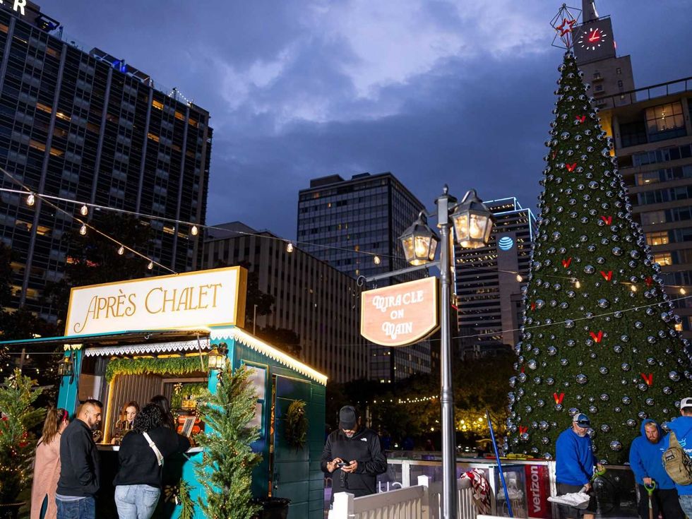 CultureMap City Rink tree lighting 2025