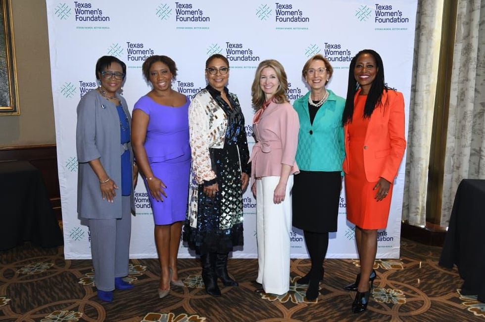 Cynt Marshall, Shonn Brown, Janiece Evans-Page, Virginia Rose-Harris, Roslyn Dawson Thompson