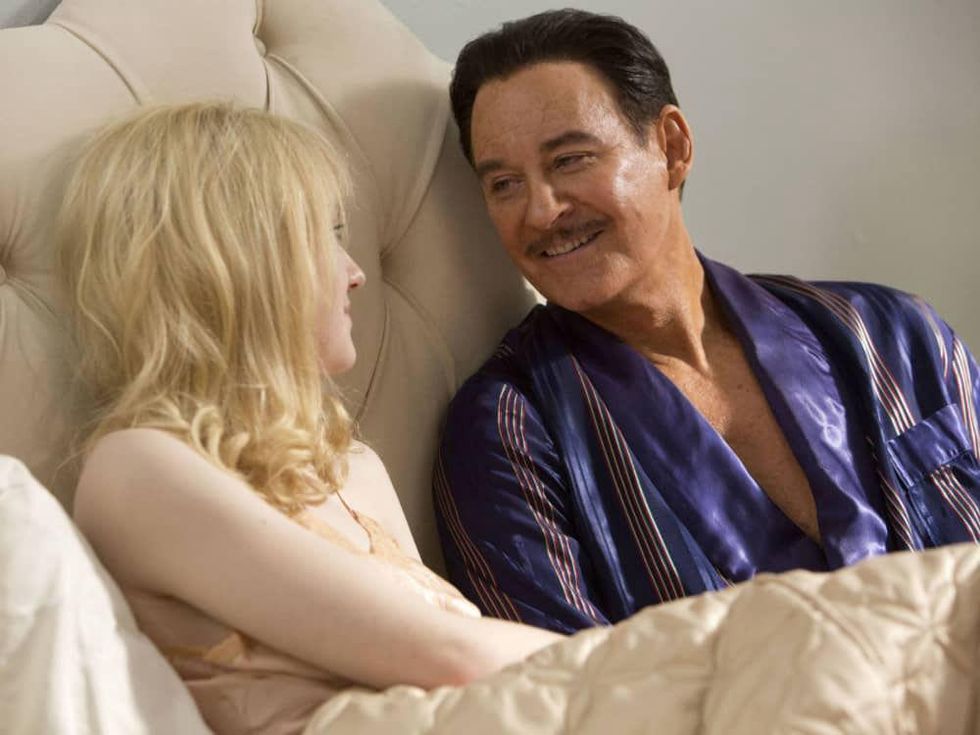 Dakota Fanning and Kevin Kline in The Last of Robin Hood