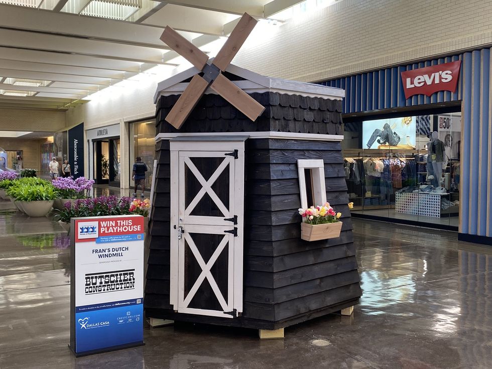 Dallas CASA presents Parade of Playhouses