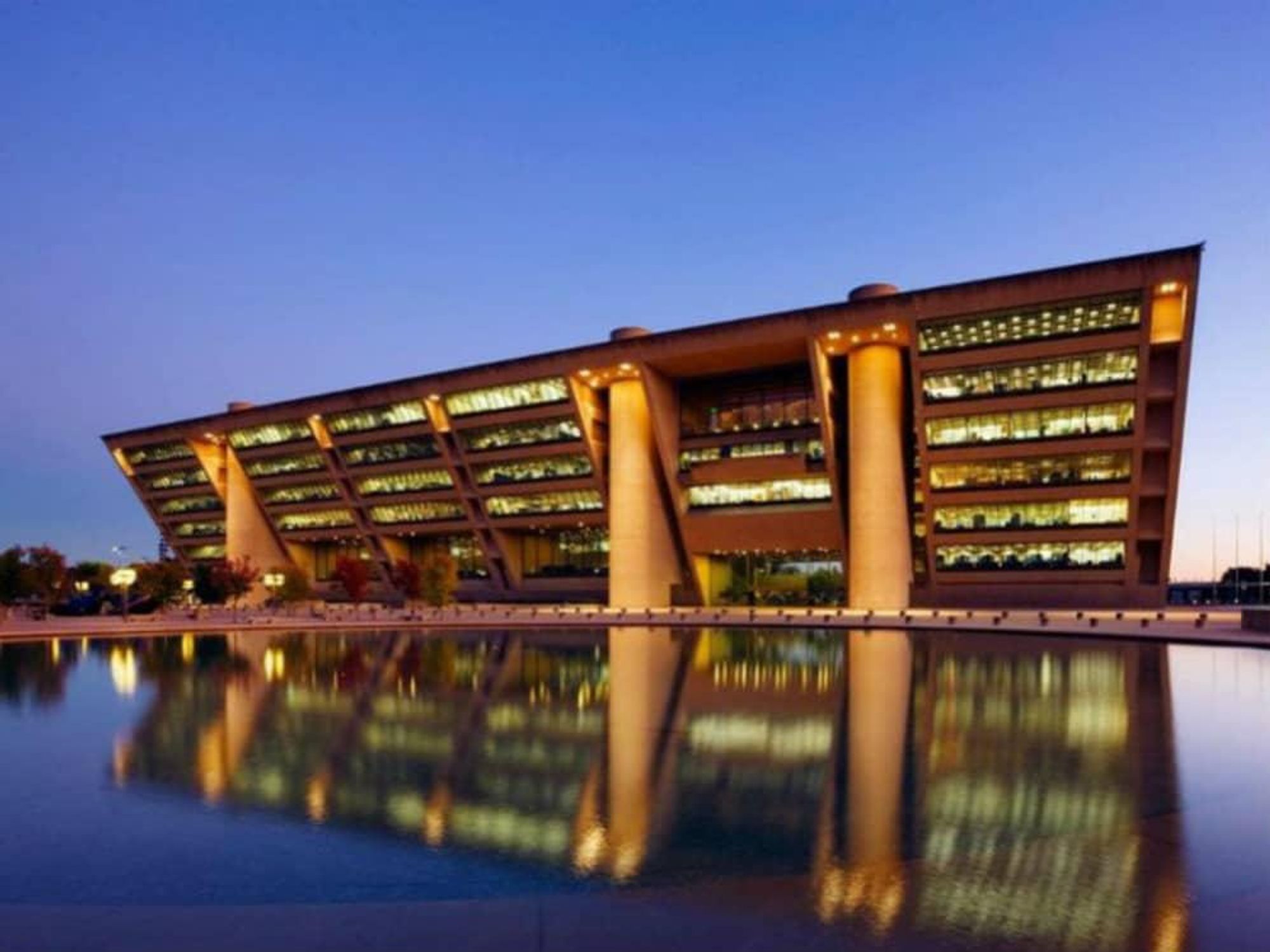 Dallas City Hall