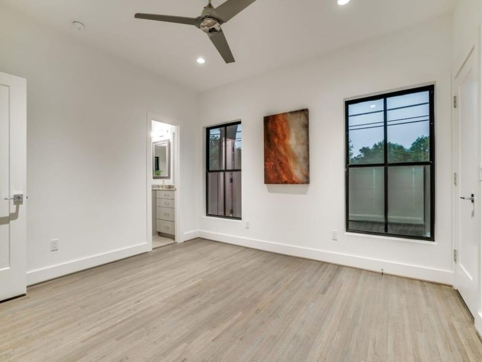 dallas home, 7242 midbury drive