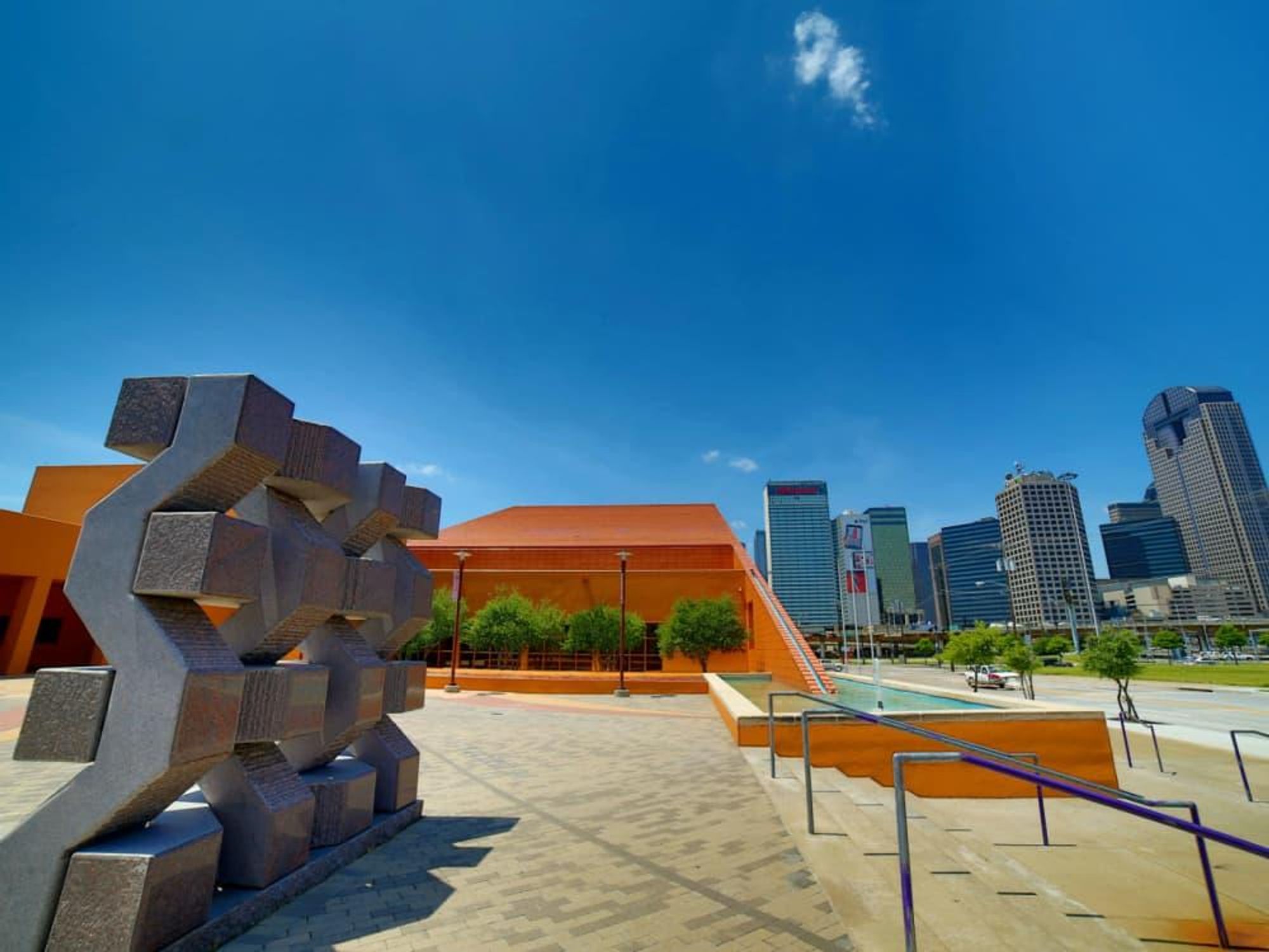 Dallas Latino Cultural Center