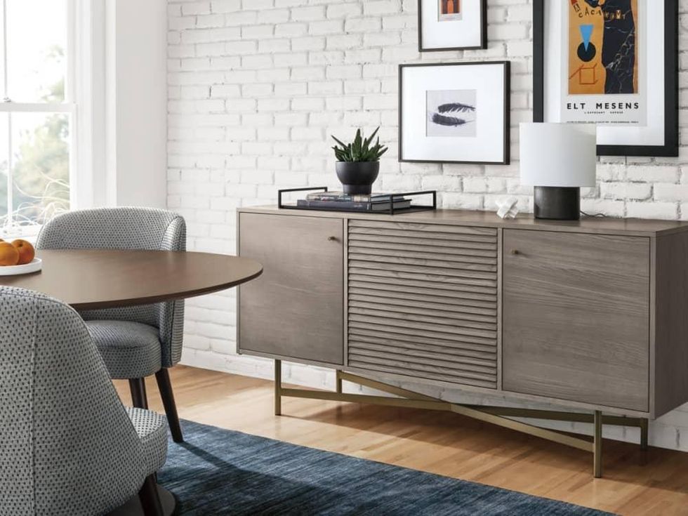 Dallas, Room & Board, January 2018