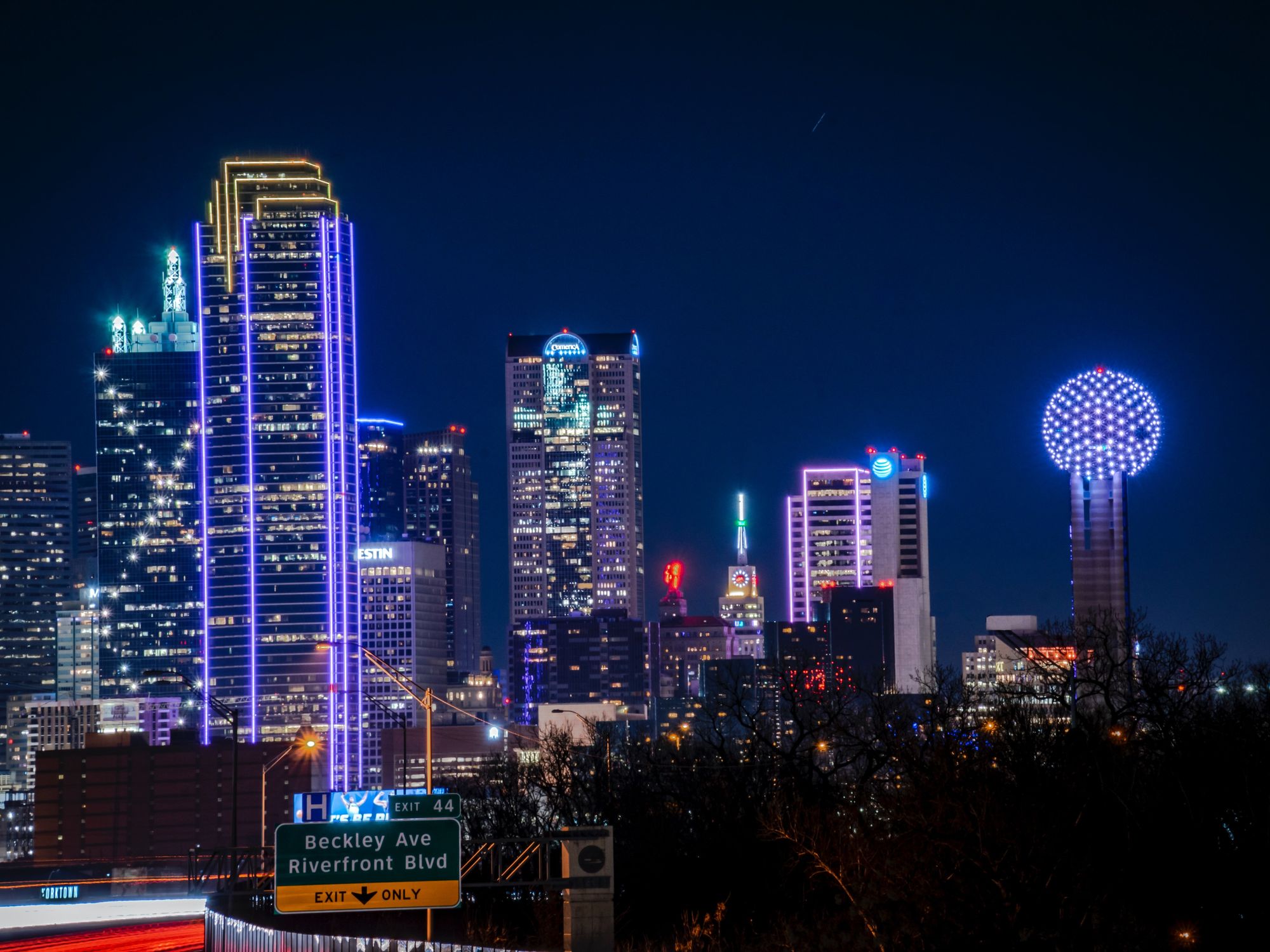 Dallas skyline at night