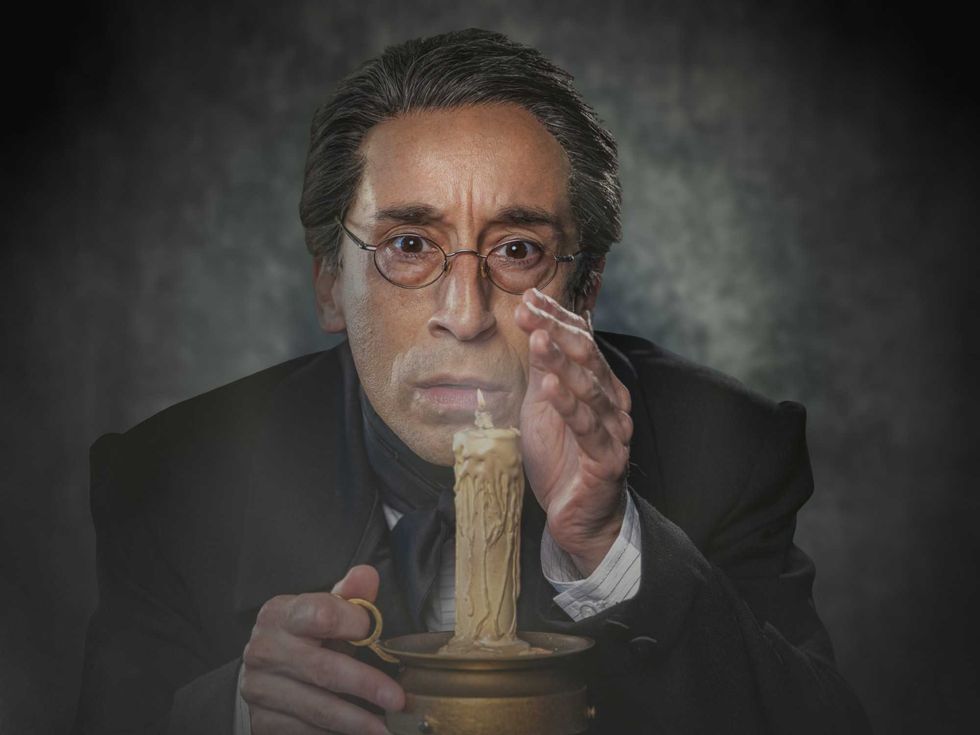 Dallas Theater Center presents A Christmas Carol