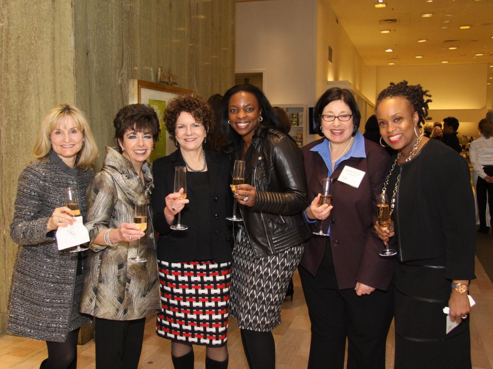 Dana Brown, Debra von Storch, Gail McDonald, Lynnee Hopson, Jeannette Alberte and Pamela Osborne, NM salutes United Way