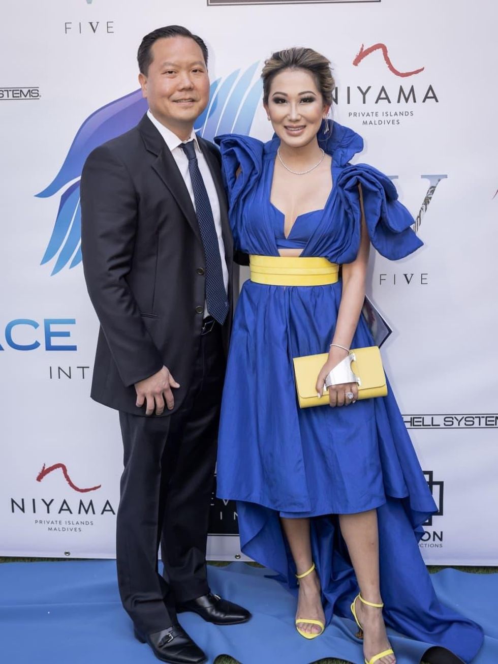 Daniel Moon, Tiffany Moon