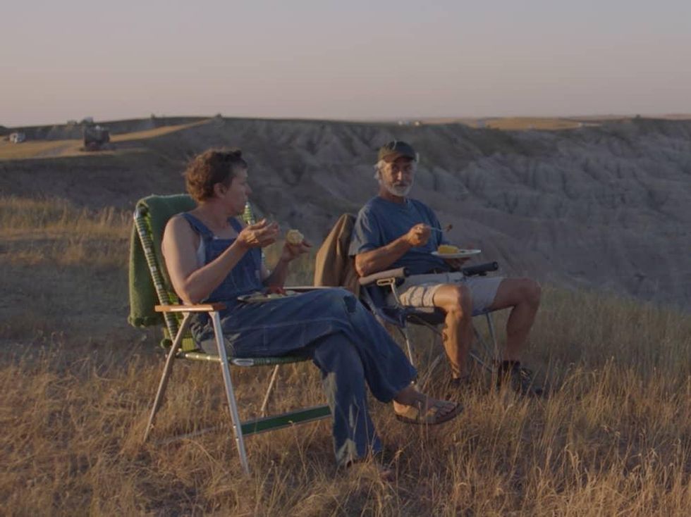 David Straithairn and Frances McDormand in Nomadland