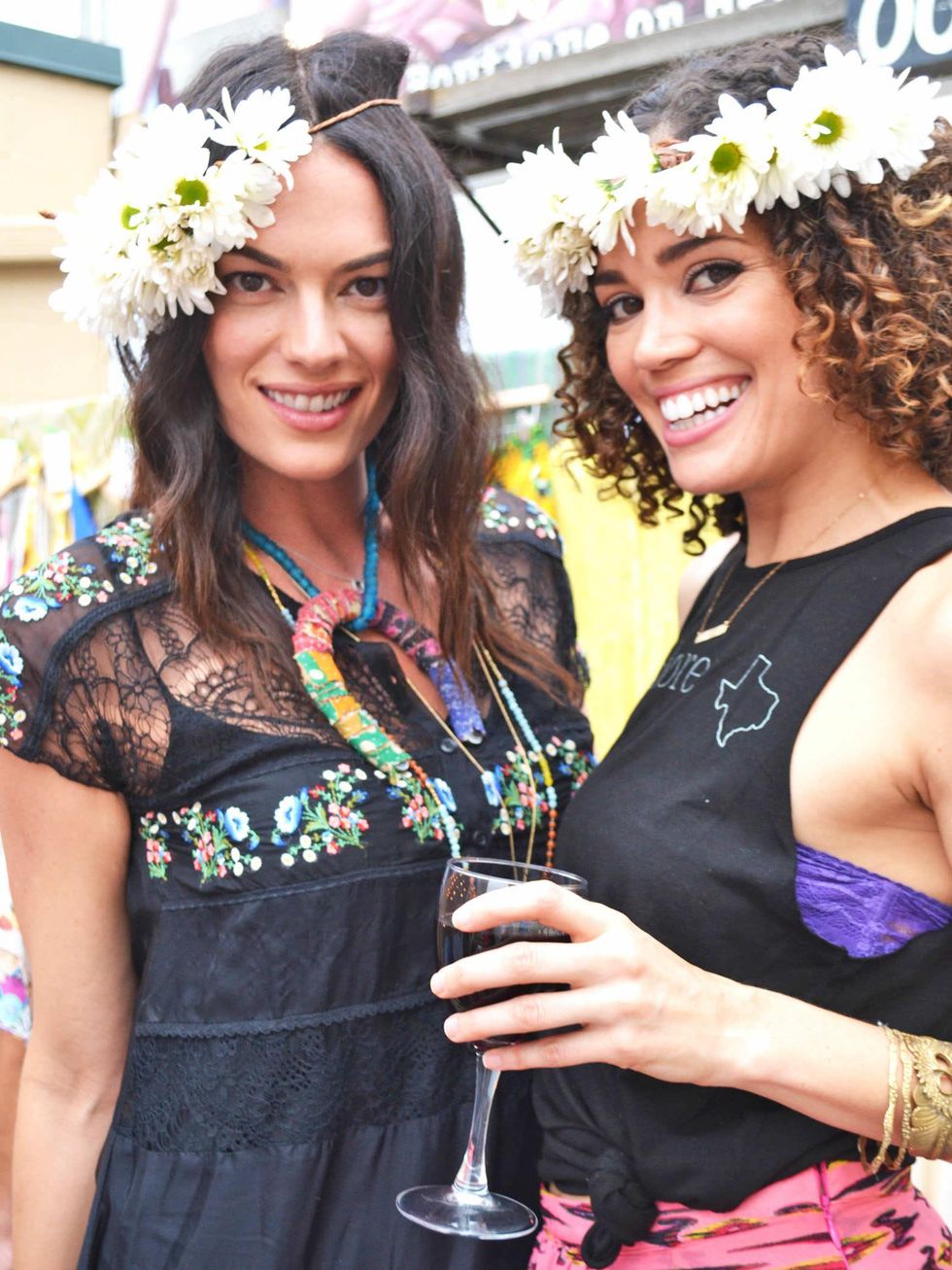 Deanna Cahill, Alika Ray, Gypsy Wagon relaunch