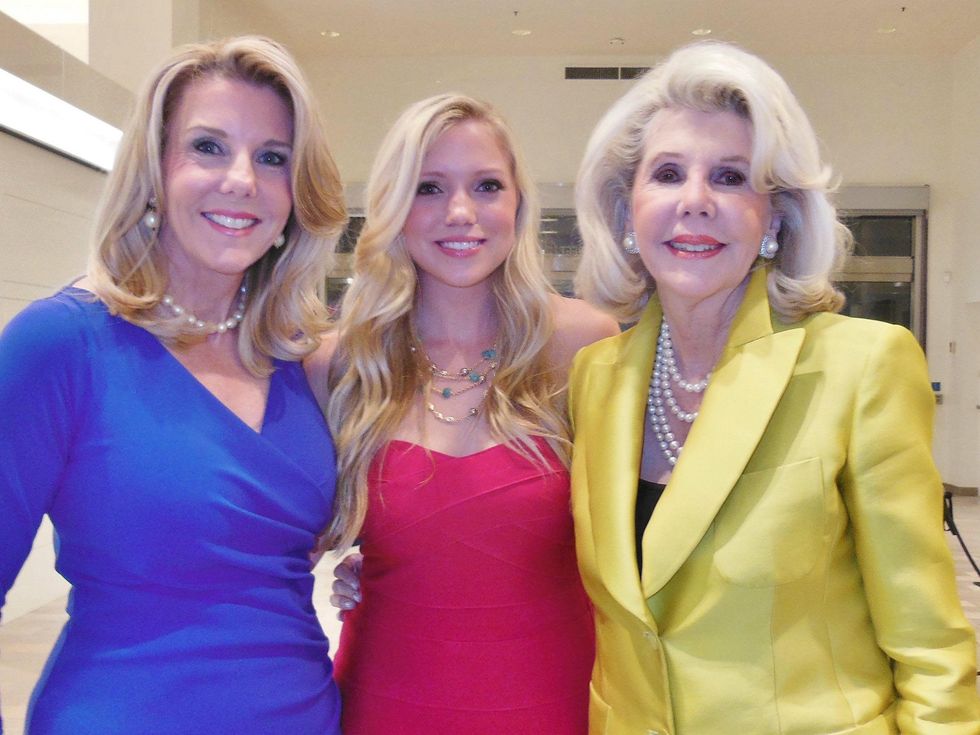 Debbie McCullough, Gracie McCullough, Sharon McCullough, DSOL Presentation Announcement