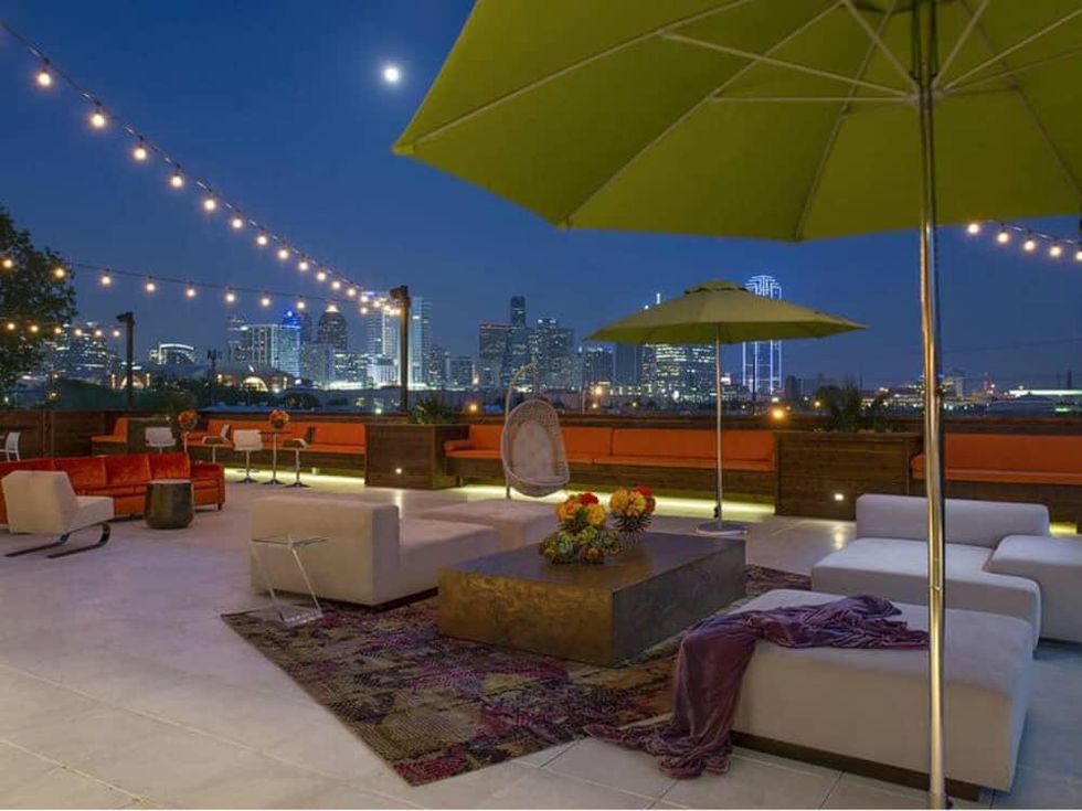 DEC on Dragon St. in Dallas