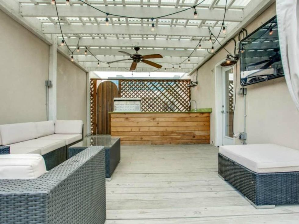 Deck at 3009 State St. in Dallas
