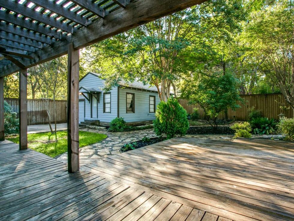 Deck at 3820 Shorecrest Dr. in Dallas