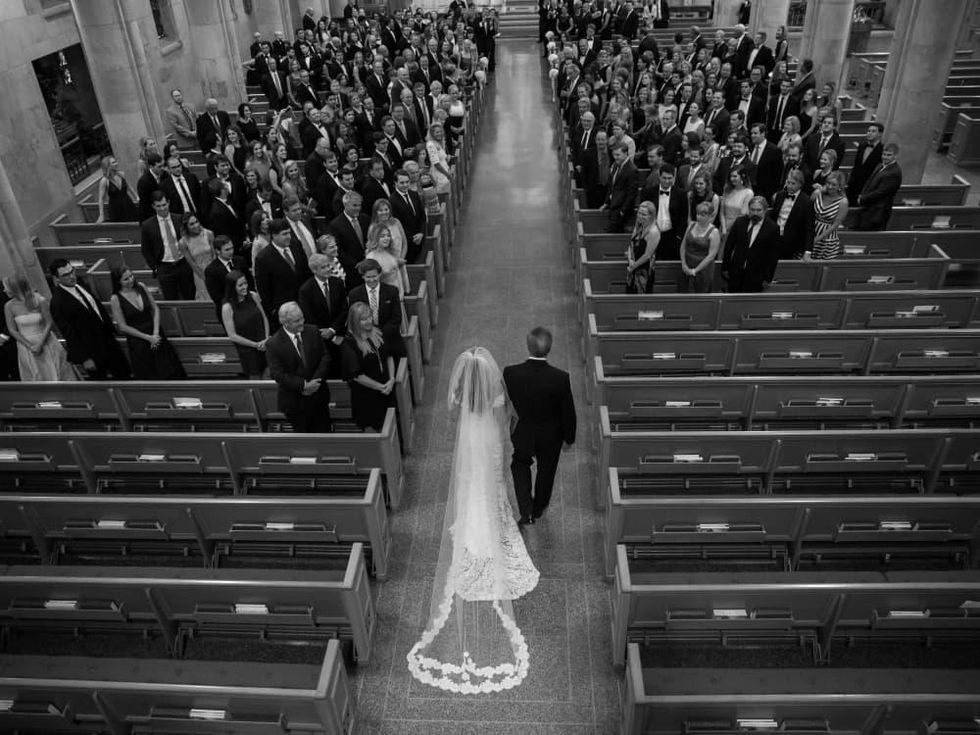 Dee Wallander, Aisle Walk