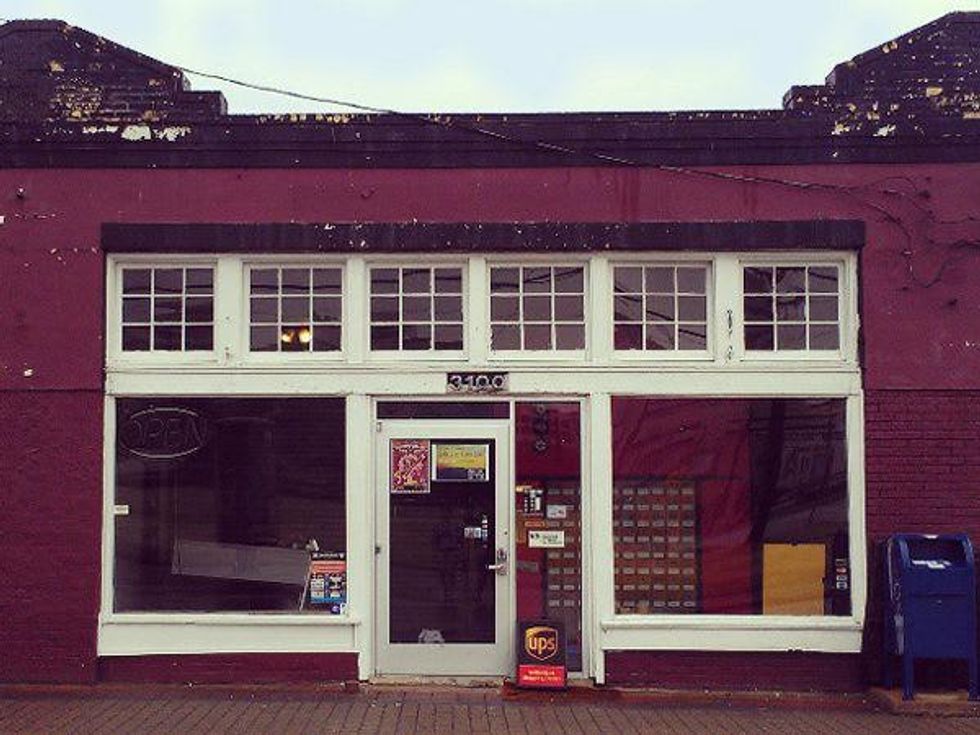 Deep Ellum Postal & Grocer