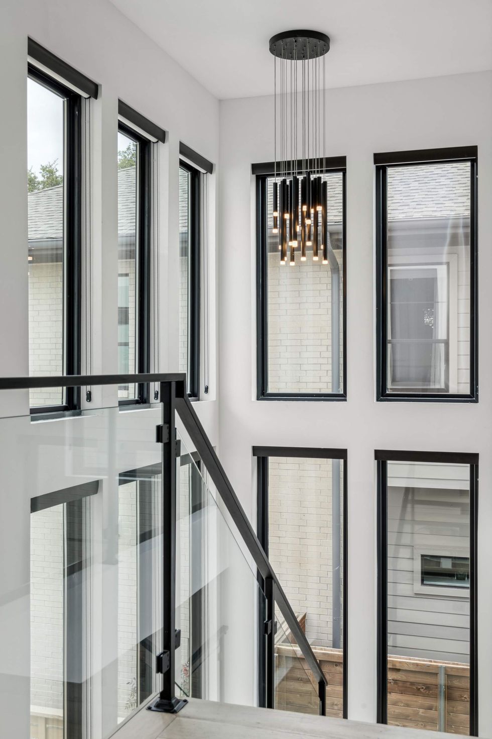 Derrick Henry's Dallas home for sale at 7307 Kaywood Drive