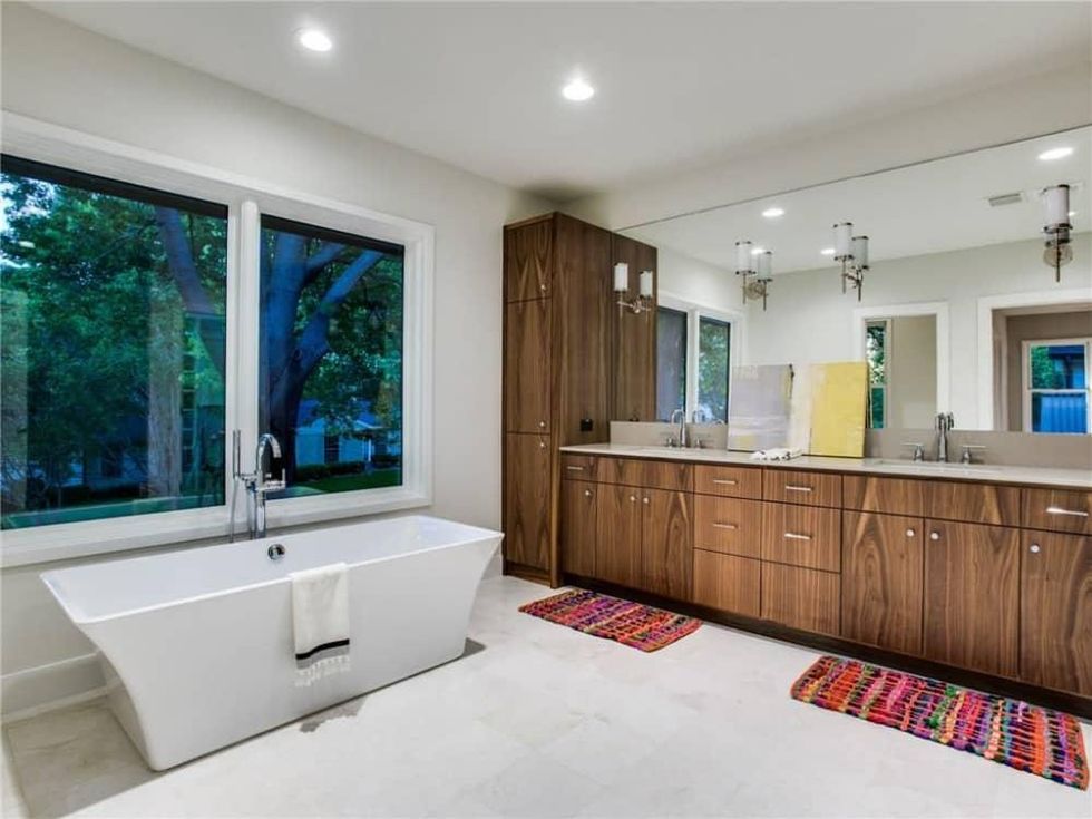 Devonshire House for Sale