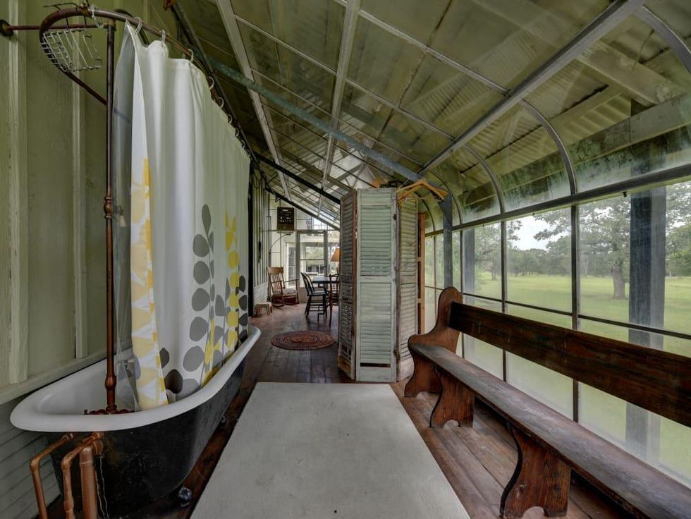 Dick DeGuerin ranch Burton for sale