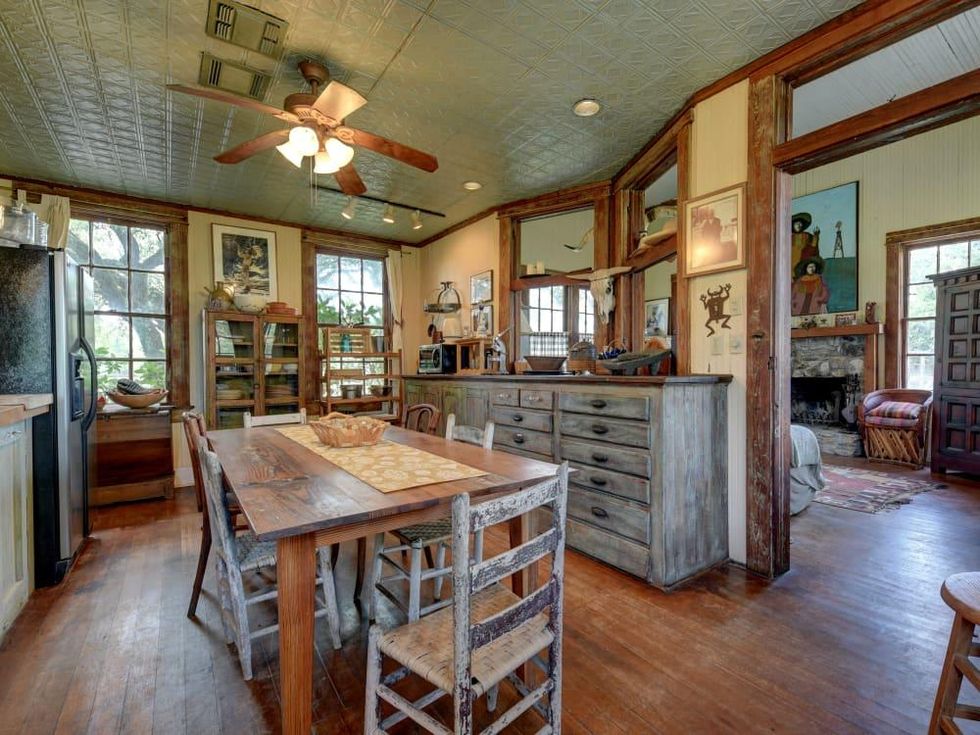 Dick DeGuerin ranch Burton for sale