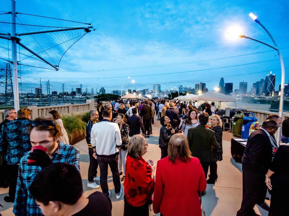 DIFFA/Dallas Burgers & Burgundy 2016