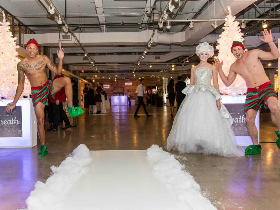 DIFFA Dallas Wreaths 2017