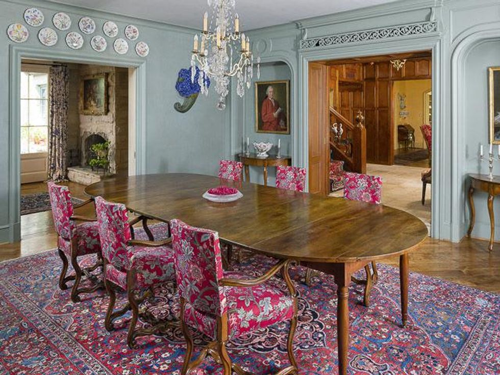 Dining room at 4906 Park Ln. in Dallas