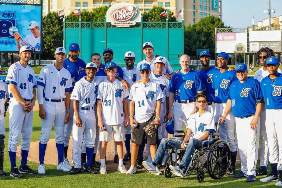 Dirk Nowitzki's 2018 Heroes Celebrity Baseball Game