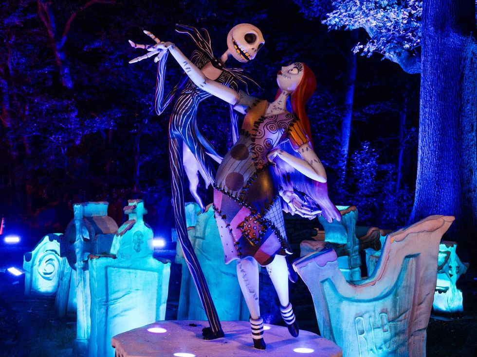 Disney Tim Burton\u2019s The Nightmare Before Christmas Light Trail
