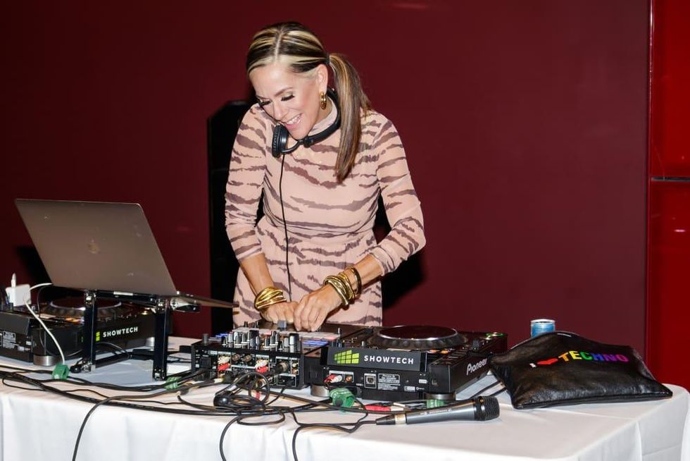 DJ Lucy Wrubel