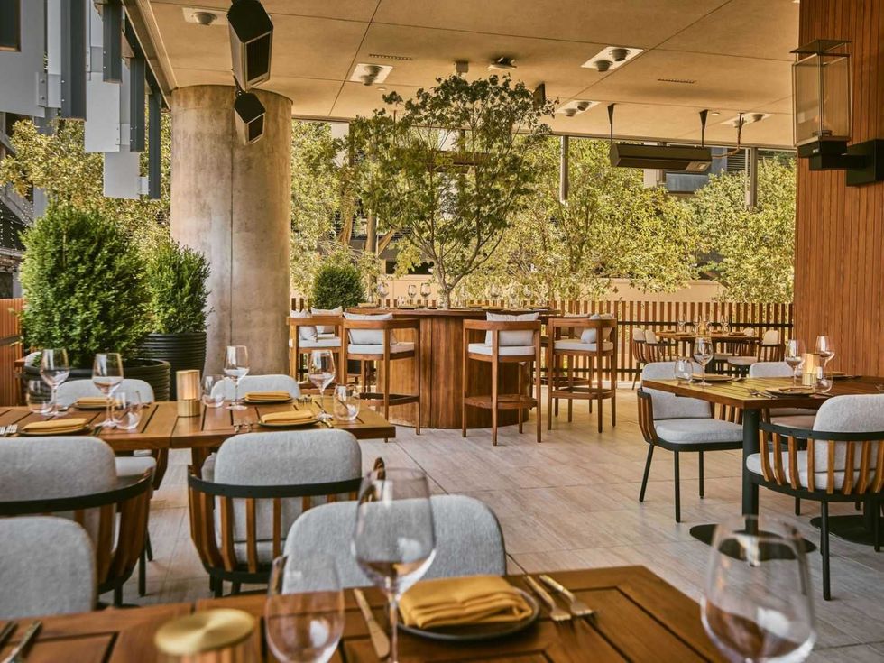 Docent Steak patio