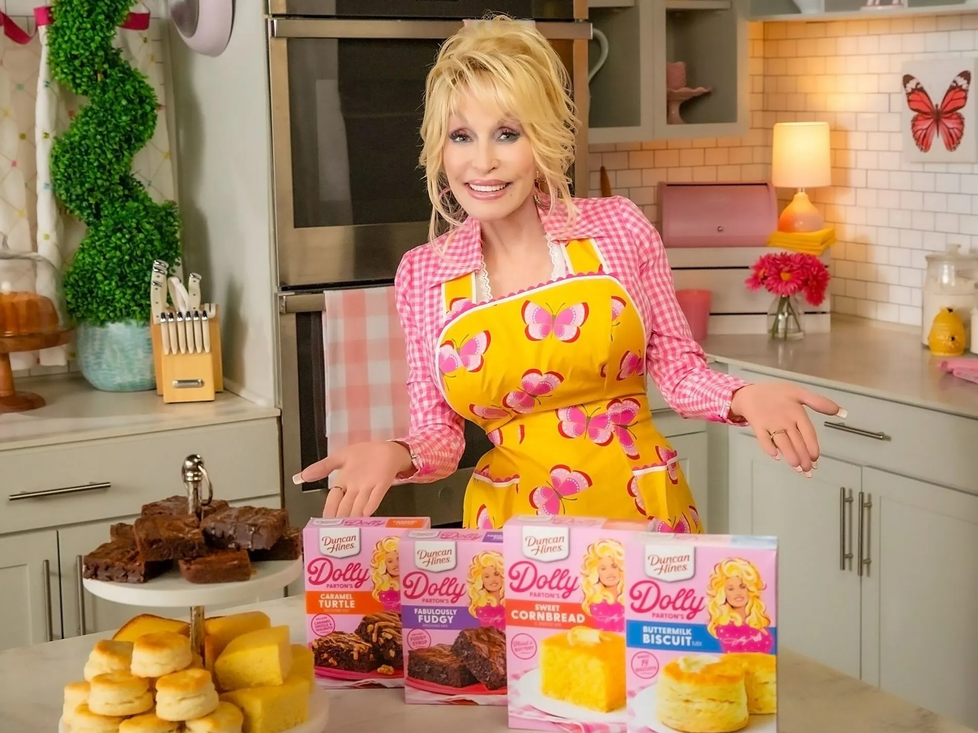 Dolly Parton baking collection