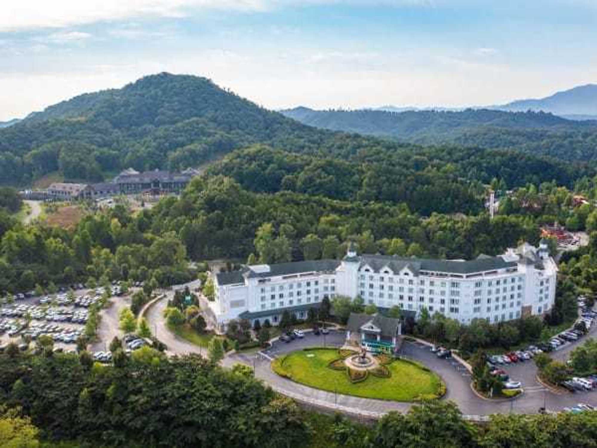 Dollywood Resorts