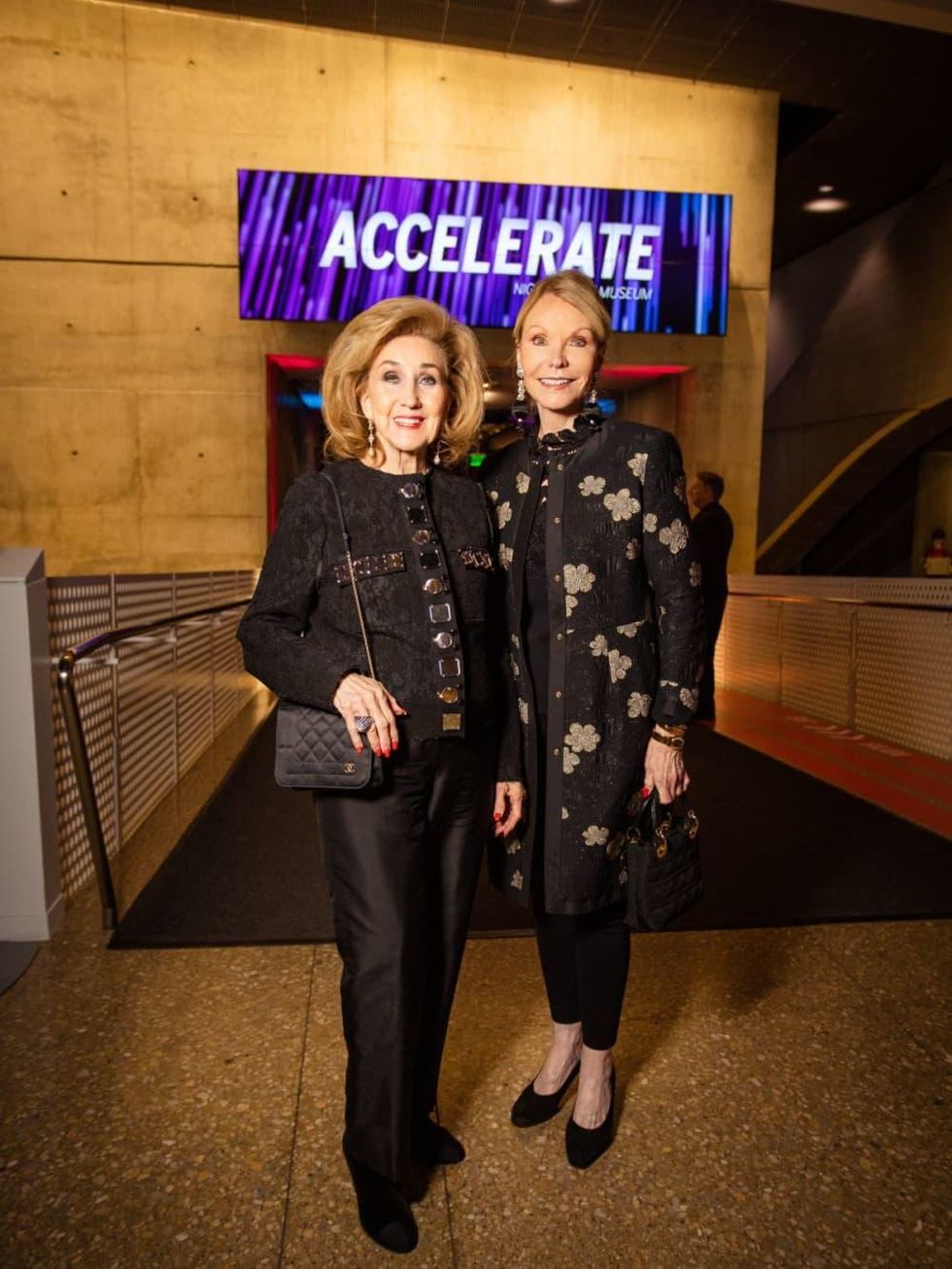 Doris Jacobs, Joyce Fox