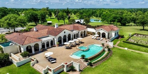 Drake confirmed as new owner of $15 million Dos Brisas ranch in Texas - Vimarsana News