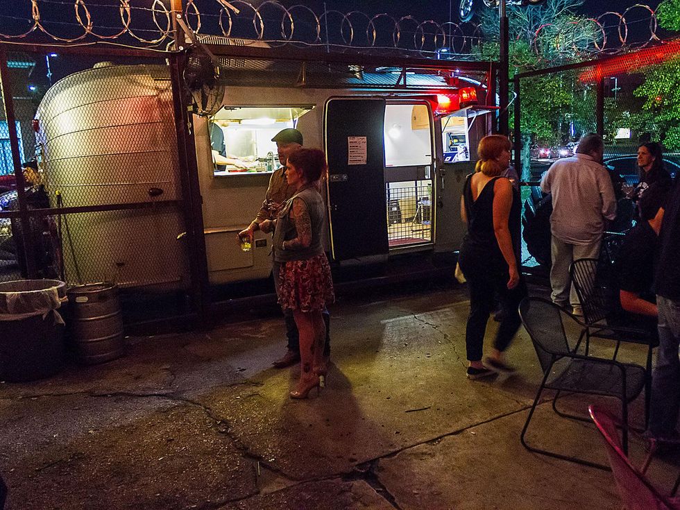 Double Wide courtyard with food stand