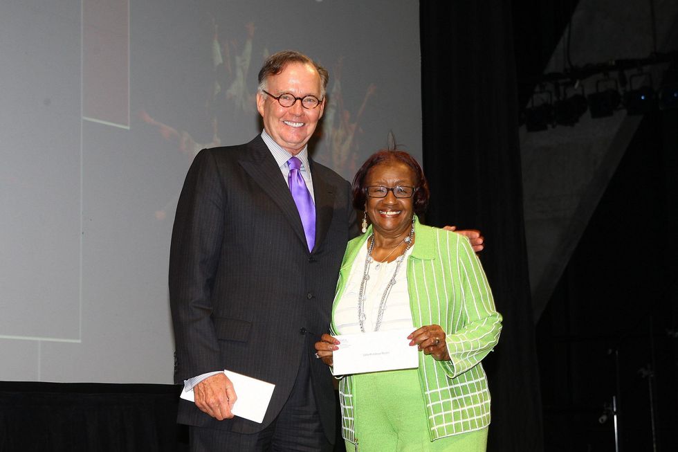 Doug Houser, Ann Williams