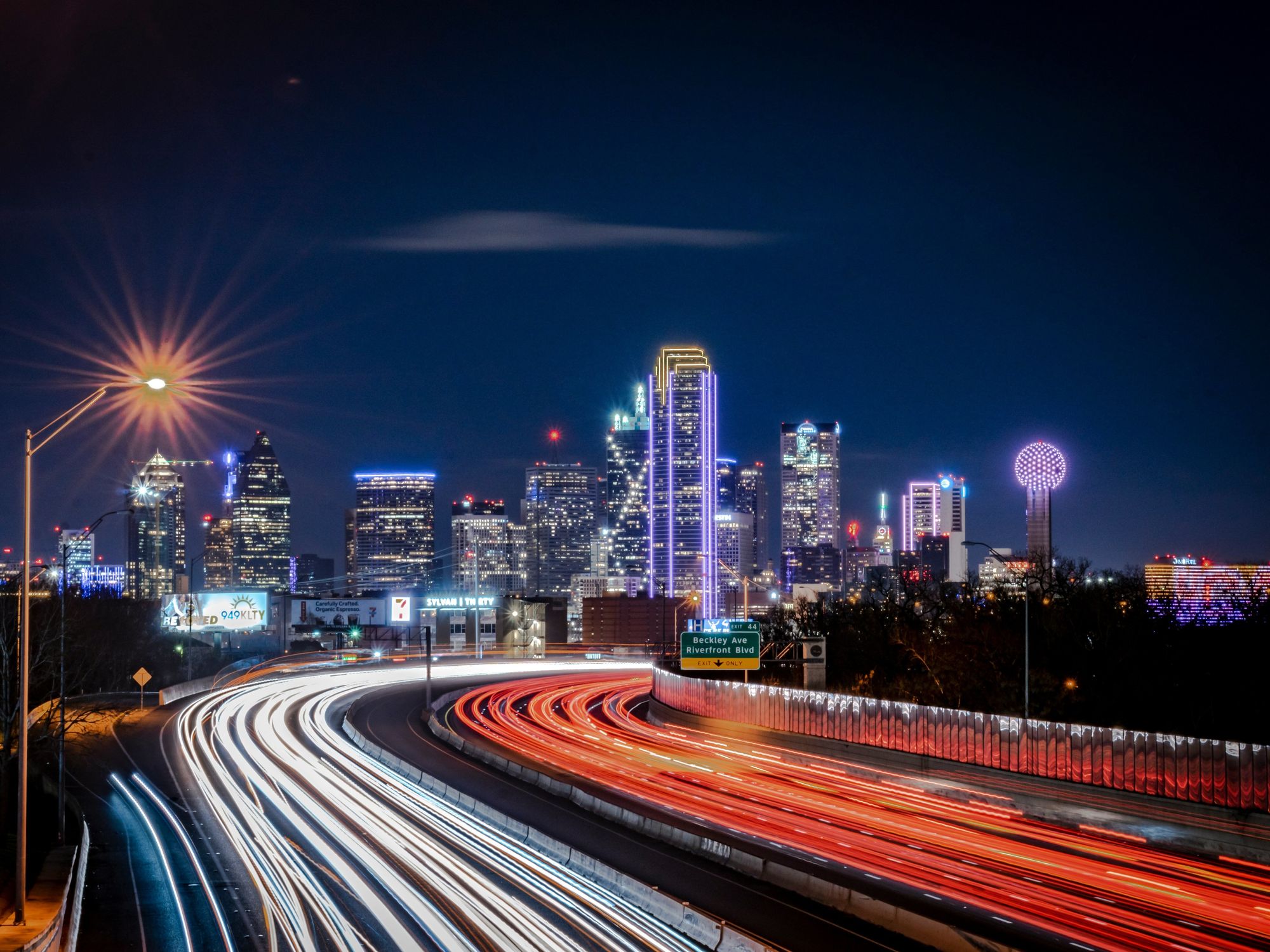Downtown Dallas, highways, travel