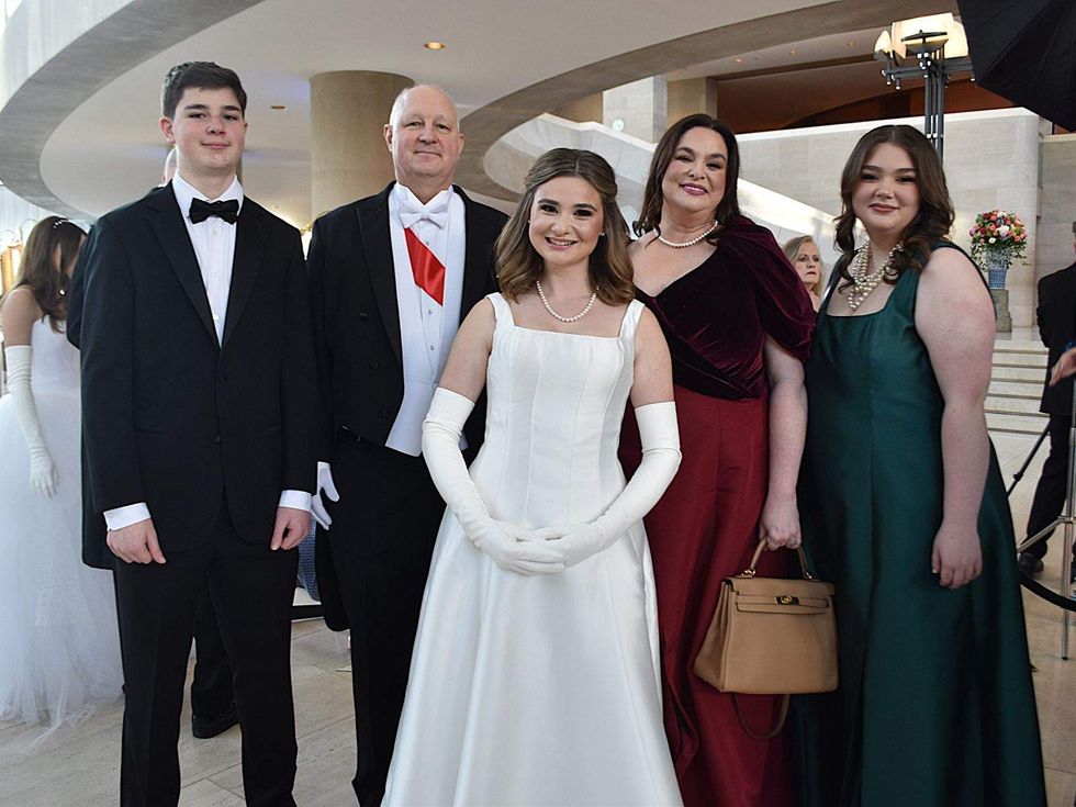 DSOL Presentation Ball 2025