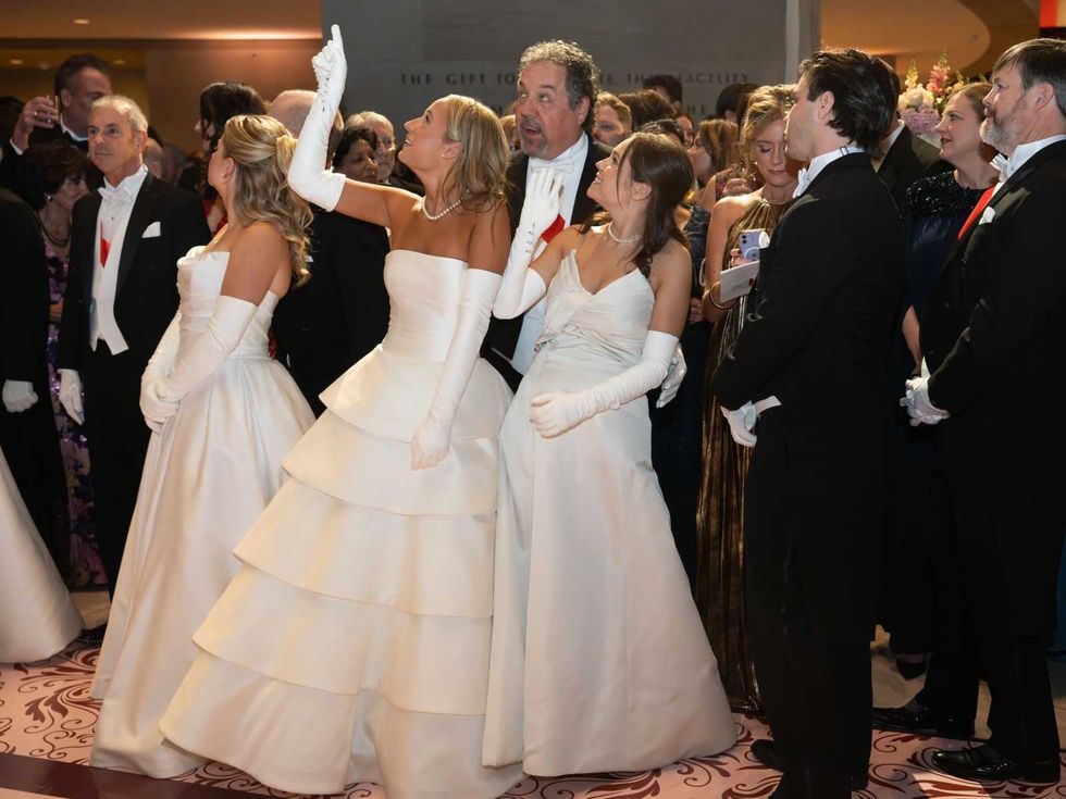 DSOL Presentation Ball 2026